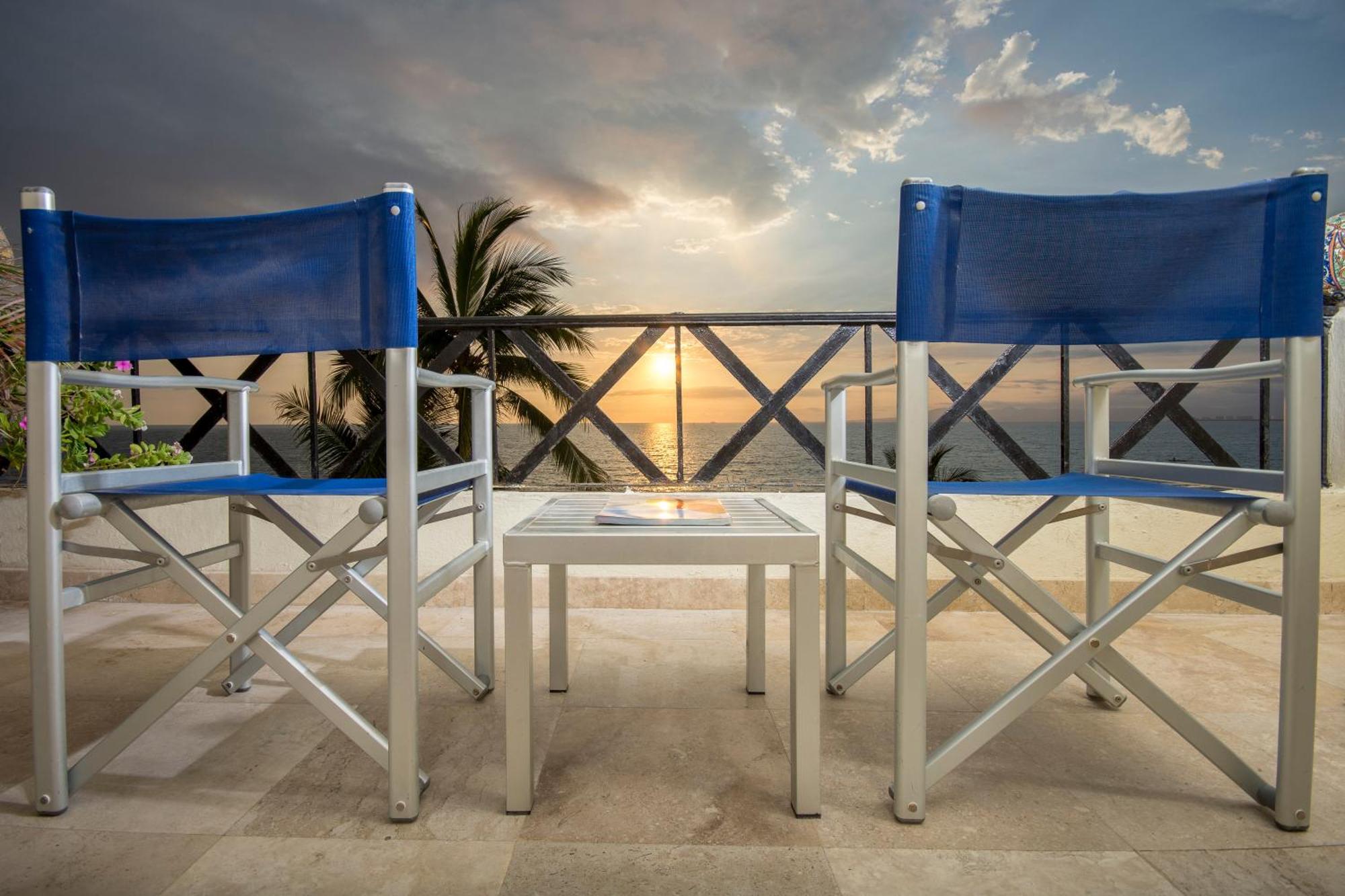 Blue Chairs Beachfront Resort Puerto Vallarta - Adults Only Exterior foto